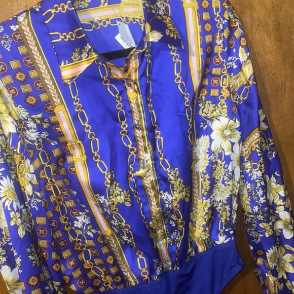 Akira Two Piece Set - Picture 5 of 8